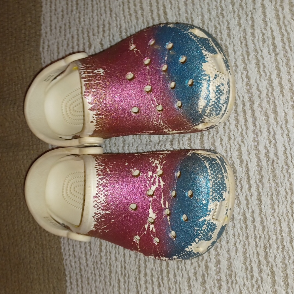 Pink/blue crocs